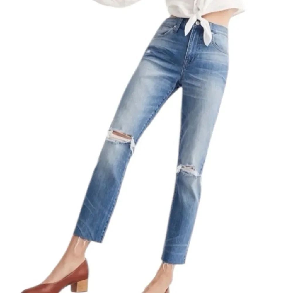 Madewell, the high-rise slim boyfriend size 28 with ripped knees